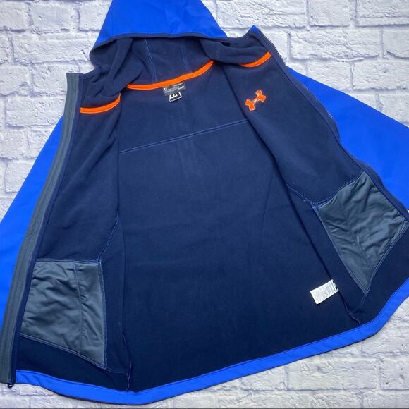Under Armour Storm, Water Repellent, Coldgear Hooded Jacket - Picture 6 of 12